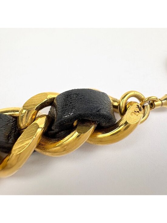 Chanel CC Logo Chain Belt Leather Gold Black main image 4